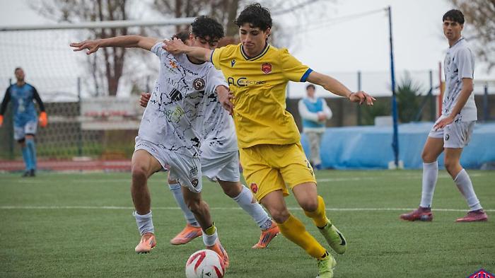 Federico Caruso nella Top 11 nazionale dell&rsquo;Eccellenza: talento portopalese sotto i riflettori