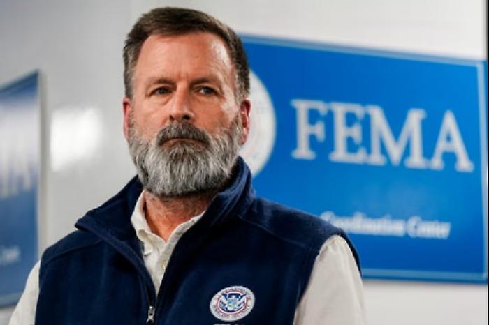 Il capo della Protezione civile Usa: &laquo;S&igrave;, sono stato teletrasportato per due volte&raquo;