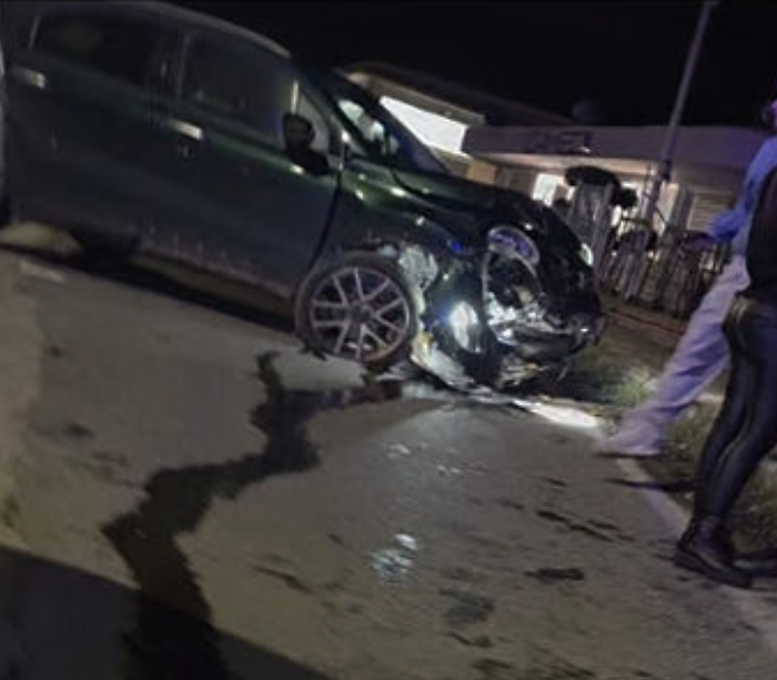 Ragusa, con l'auto fuoristrada nella notte: incidente in via Achille Grandi