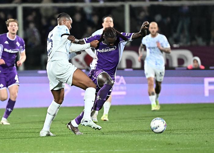 Fiorentina-Inter 1-1: Ndour risponde a Pio Esposito, scudetto ancora aperto