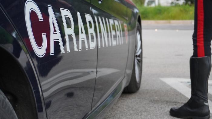 Spari nella notte a Catania: un 35enne ferito ad una gamba