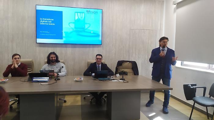 Sanit&agrave; digitale, l&rsquo;Opi lancia la sfida: &ldquo;L&rsquo;Intelligenza Artificiale supporta, non sostituisce l&rsquo;infermiere&rdquo;