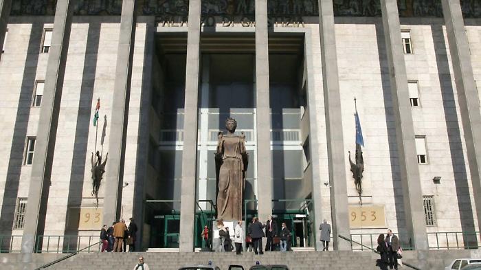 Clan di Ortigia, pm chiedono cinque condanne (fino a 20 anni)