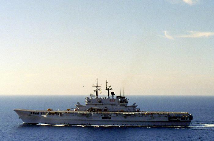 L'Italia "regala" la ex ammiraglia Garibaldi alla Marina indonesiana: ecco perch&eacute; conviene a tutti