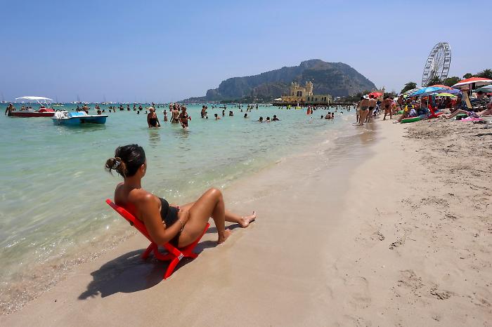 Beach concessions in Mondello, first round in front of the Tar: the wait for decisions regarding Italo Belga and the challenge from Marelibero