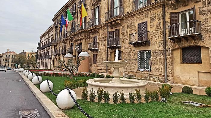 Riforma della dirigenza alla Regione, i sindacati: "Lavori in corso nella commissione Affari istituzionali"