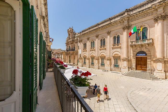 Bassa tensione elettrica a Zagarone, Forza Italia si rivolge al Comune di Scicli