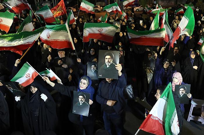 Medio Oriente nel caos: l'Iran colpisce ancora Israele ed Emirati, le Filippine ricevono il petrolio russo