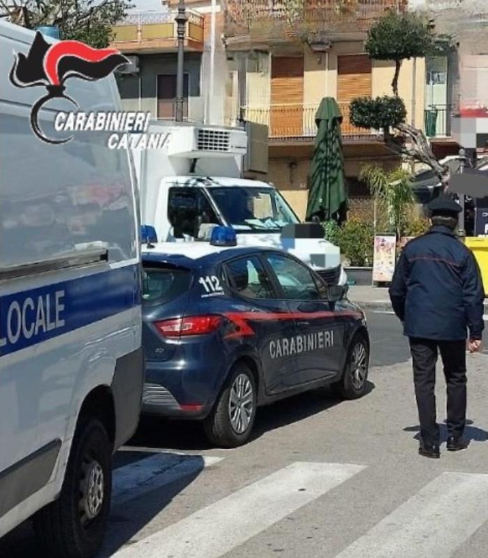 Pubblicit&agrave; abusiva e occupazione di suolo pubblico per due autonoleggi: scatta la multa