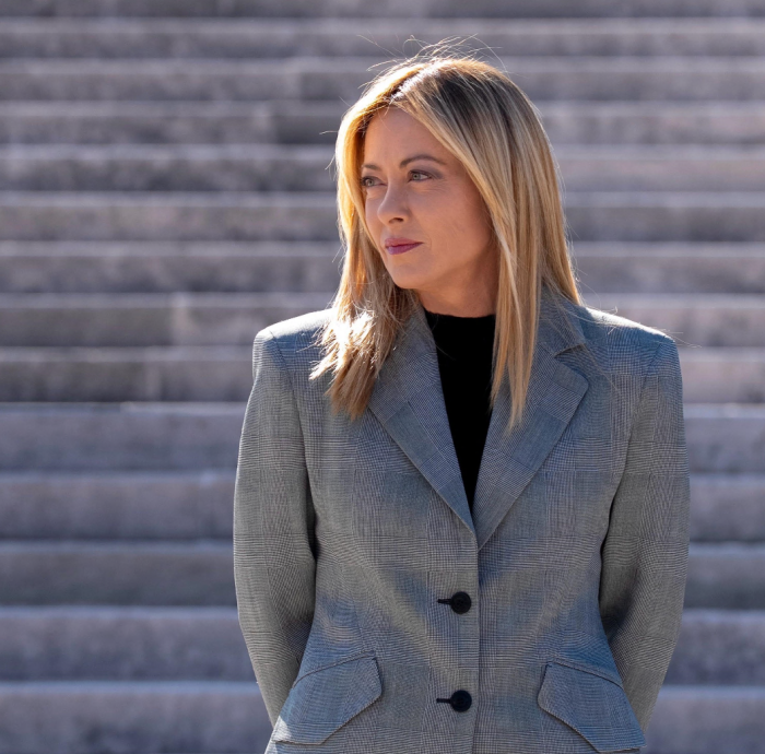 Meloni valuta gli scenari tra gli ostacoli della legge elettorale e la suggestione del voto anticipato