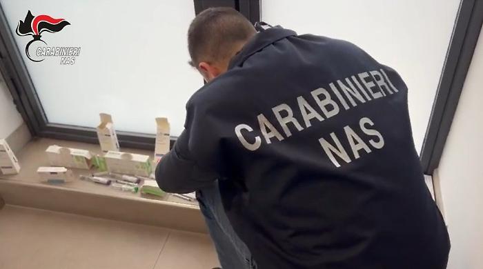 Ambulatorio abusivo all'interno di una farmacia: antitumorali e cure anti obesit&agrave; e diabete senza controlli