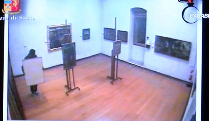 L'arte rubata non dorme mai: dall'Oratorio di Palermo alla villa di Parma, i furti pi&ugrave; clamorosi in Italia