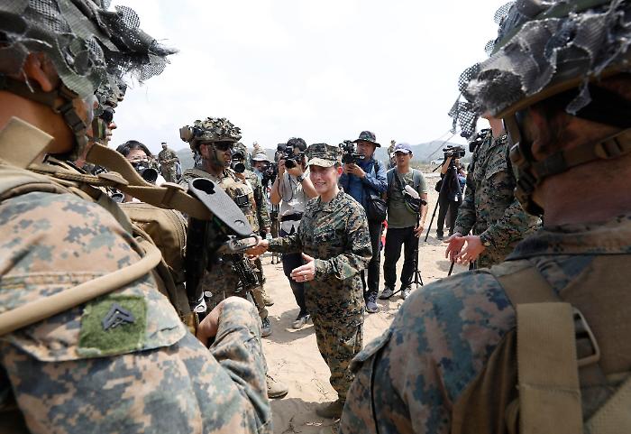 Missili di notte, colloqui di pace di giorno: Il paradosso della Terza Guerra del Golfo