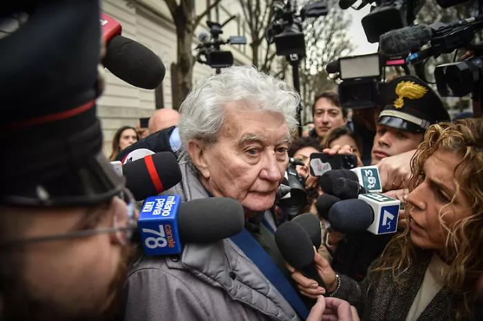 Garlasco, minacce telefoniche all'ex legale di Sempio: "Se vai ancora in televisione..."