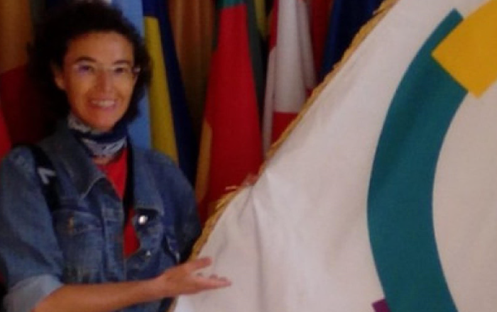 &laquo;Vendetta&raquo;: la maglietta, il coltello, lo smartphone. E una prof che non si spegne: &laquo;Non lasciamoci vincere dal buio