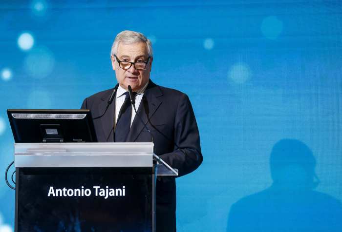 Tensioni in Fi, il vertice Tajani e Marina Berlusconi resta congelato: Barelli in bilico e rischio sostituzioni nel partito