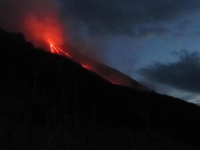 Stromboli, lava overflow and modest flow in the Sciara del Fuoco