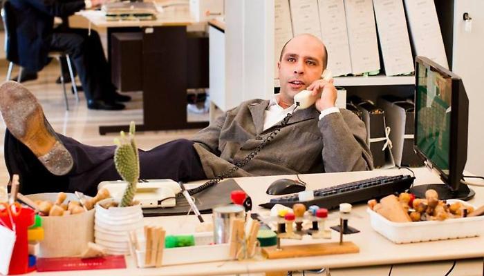 Lavoro, il grande bluff del posto fisso: in Italia salari fermi al 1991