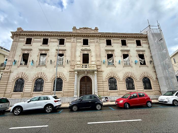 Sette mesi in pi&ugrave; per il secondo Palazzo di Giustizia