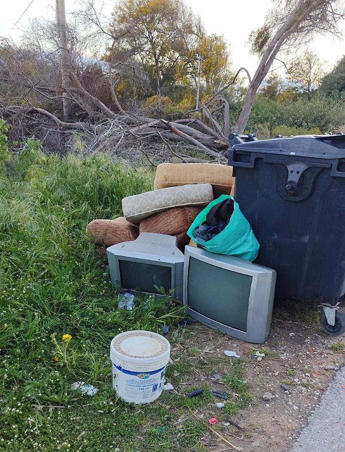A Santa Maria del Focallo il trionfo della cafonaggine