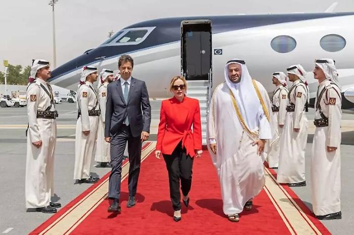 Meloni a Doha: Italia pronta a sostenere il Qatar su energia, sicurezza e libert&agrave; di navigazione a Hormuz