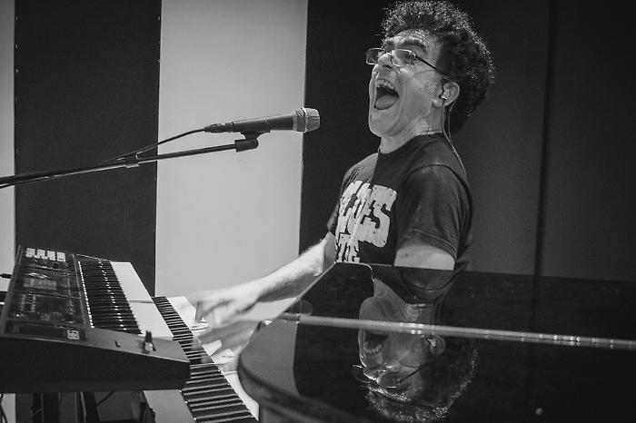 Nu-Jazz e radici siciliane: Chicco Allotta presenta "Segundagenie", la sua "Seconda Genesi" musicale.