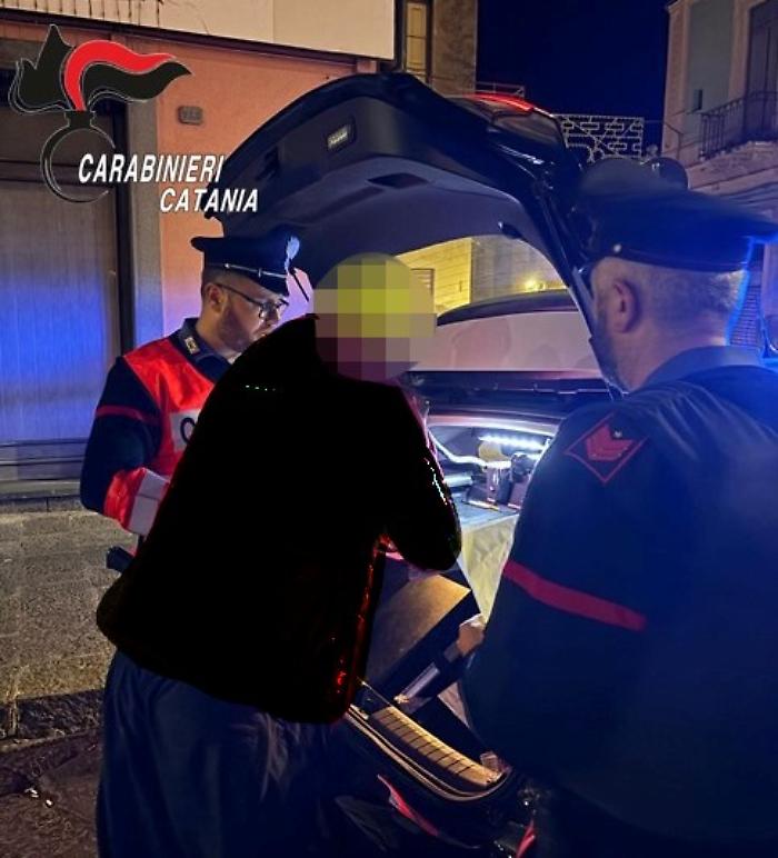 Carabinieri di Maniace denunciano un 50enne: tasso alcoolemico 2,38 g/l, patente ritirata e auto sequestrata