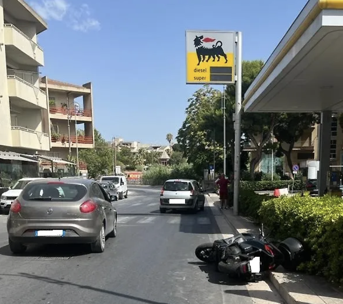 Comiso,  bambino di 9 anni investito da un'auto