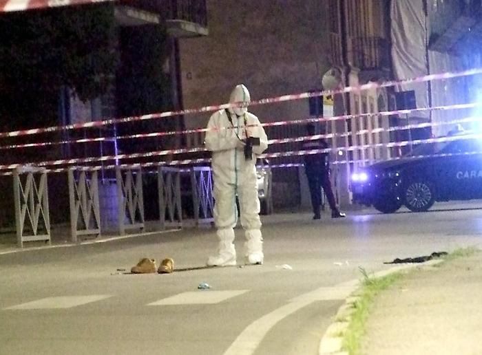 Crema, ventenne ucciso in strada a San Bernardino: la notte delle urla, la fuga, il fermo di un 17enne