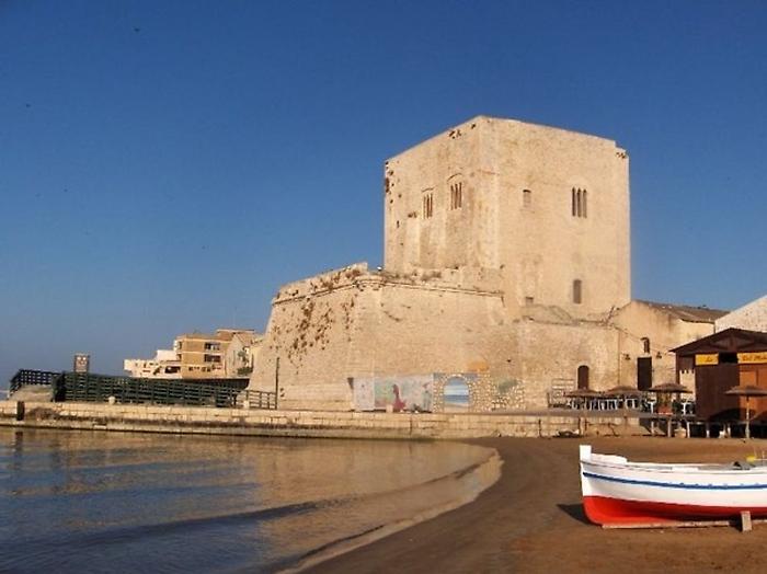 Pozzallo, Torre Cabrera rimane al buio: revocato l'iter del finanziamento ottenuto quattro anni fa