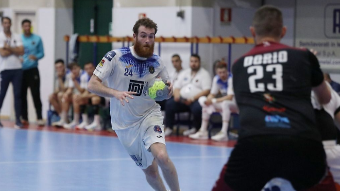 Pallamano: l'Albatro Siracusa perde il big match sul campo della capolista Cassano Magnago e si complica la vita