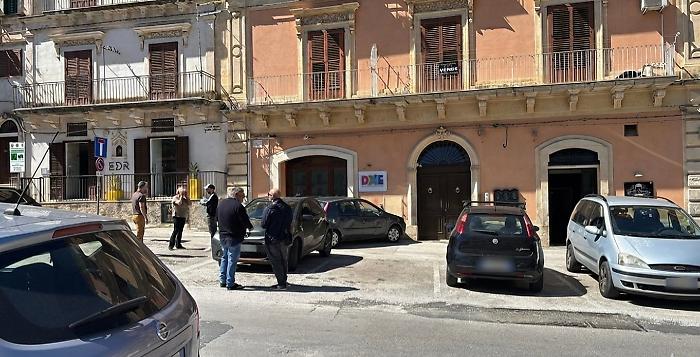 Paura a Modica, trancia il tubo del gas dopo un incidente stradale