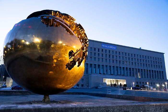 La nuova mappa del potere diplomatico: chi sono i nuovi sette ministri plenipotenziari 