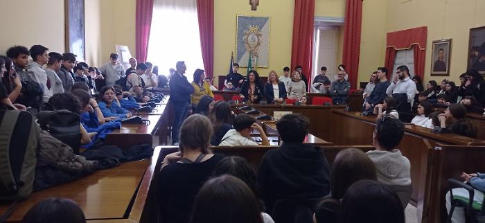 Comiso, gemellaggio all'insegna delle note musicali tra la Pirandello e l'Anile di Pizzo Calabro