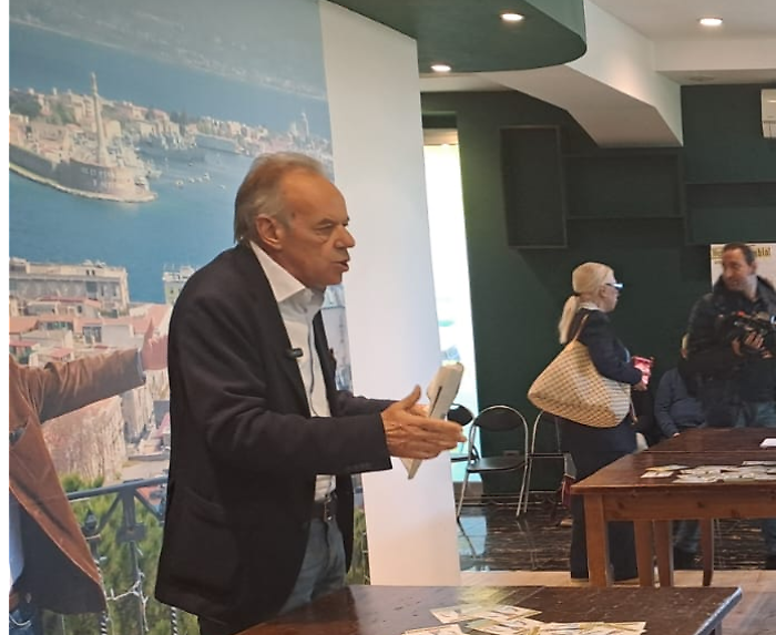 Cifre incerte nei conti comunali, Scurria sfida Basile a un'operazione verit&agrave;