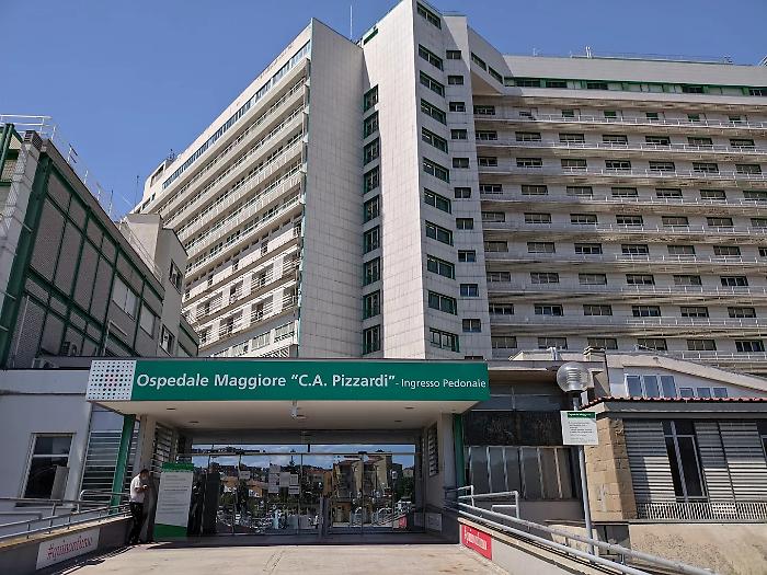 Morto in ospedale il bambino di un anno e mezzo che era precipitato da una finestra