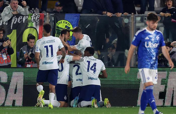 Como, stesso posto ma destino opposto: l'Inter vola a +9 sul Napoli