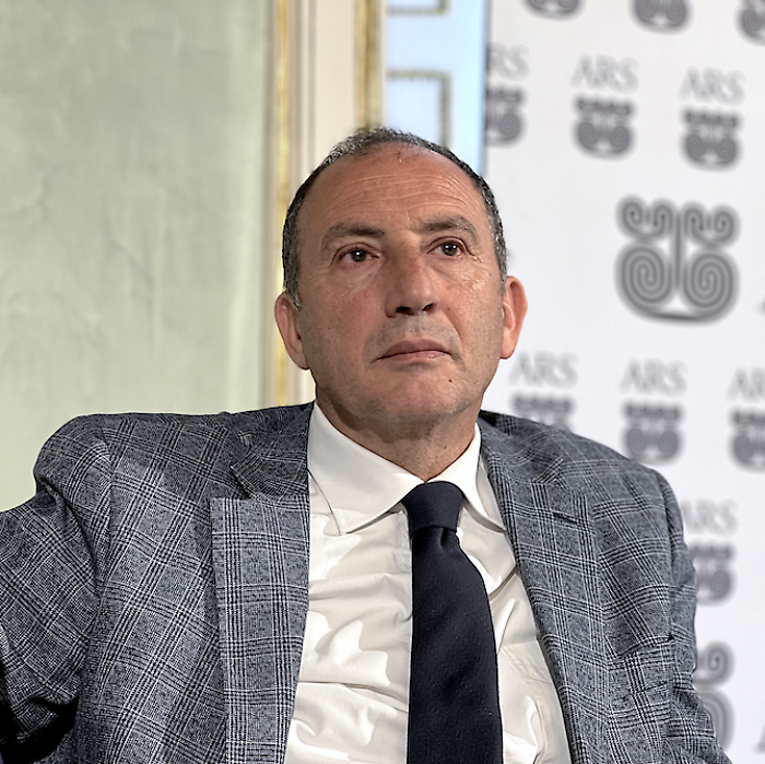 Il deputato regionale ibleo Dipasquale: "Petrolio alle stelle, Schifani immobile sulle rinnovabili"