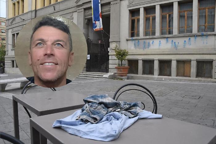 Ucciso davanti al figlio per un rimprovero, l'indagine si allarga: sono cinque gli indagati, tre i minori