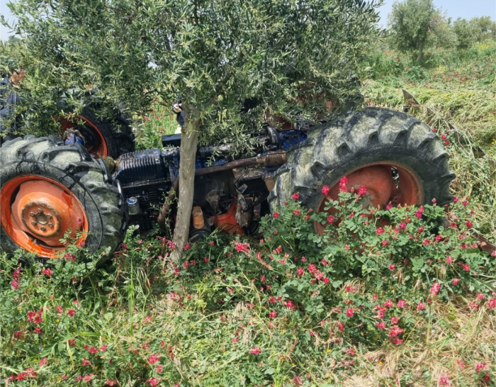 Incidente agricolo tra Sciacca e Ribera: 56enne schiacciato dal trattore, salvato dai Vigili del fuoco