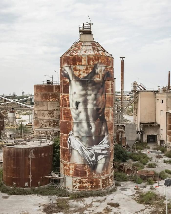 Il sindaco di Ragusa: "Bitume, non potremo salvaguardarlo. Ma ci impegniamo a farlo rivivere altrove"