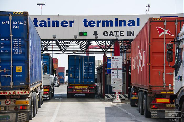 Porti siciliani paralizzati per il terzo giorno, Bella: &laquo;Restiamo fermi fino a quando non ci convocheranno a Roma&raquo;