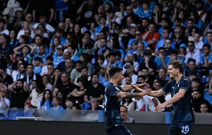 Napoli, resa incondizionata alla Lazio (e all'Inter): il tricolore &egrave; ormai nerazzurro