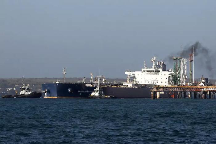 L'Iran valuta le proposte Usa ma tiene il punto sullo Stretto di Hormuz: &laquo;Lo controlleremo fino alla conclusione della guerra&raquo;