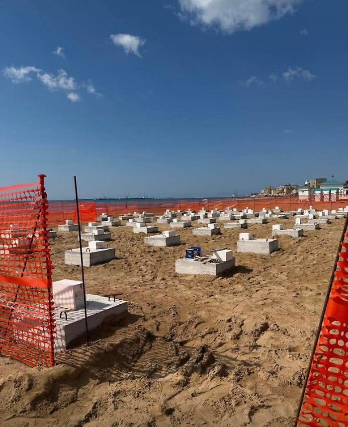 Pozzallo e le concessioni per realizzare gli chalet sulla spiaggia, protestano i cittadini