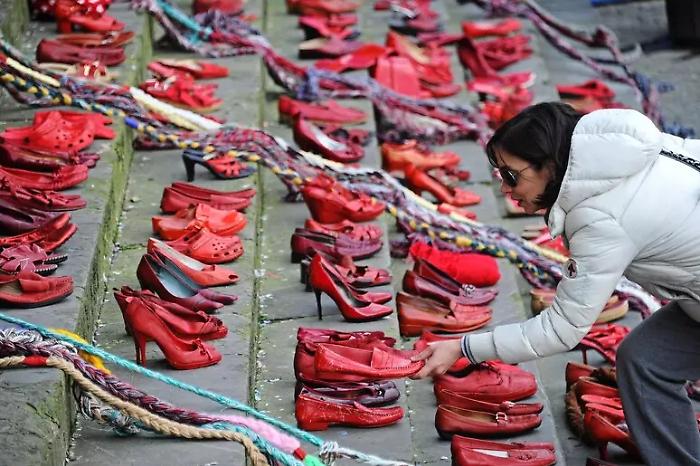 Donna uccisa a coltellate Vignale Monferrato: fermato l'ex convivente