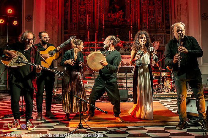 Musiche mediterranee: La Banda del Sud chiude la rassegna con Tracce Mediterranee