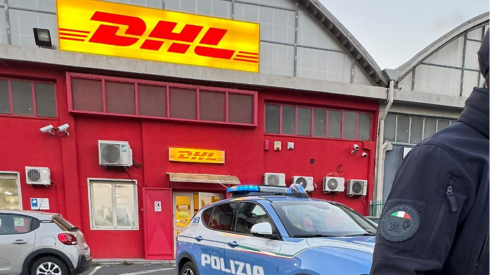 Finto pacco bomba alla sede Dhl di Catania fa scattare le procedure di sicurezza 