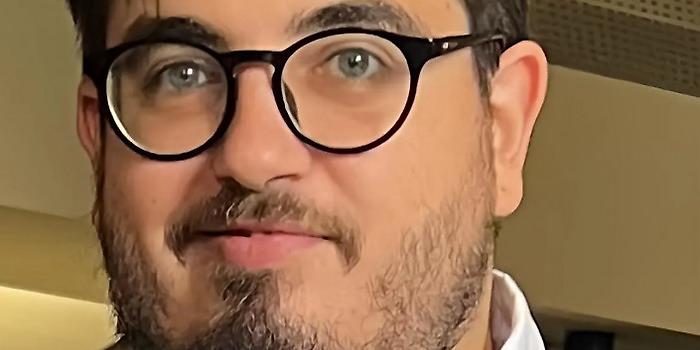 Vittoria, l'autista del bus ha un malore e il docente salva una classe di 19 studenti da una possibile tragedia 