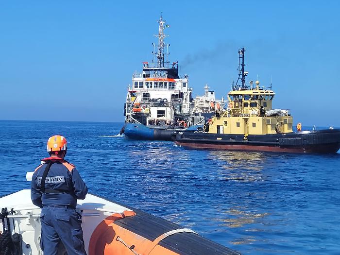 Pozzallo, disastro ambientale al largo: ma era un'esercitazione